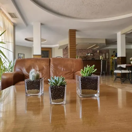 Alekta - Free Parking Hotel