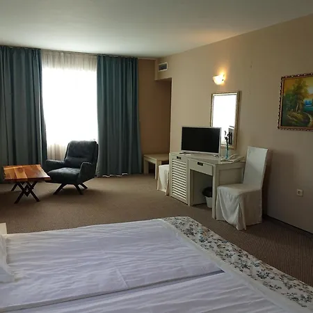 Alekta - Free Parking