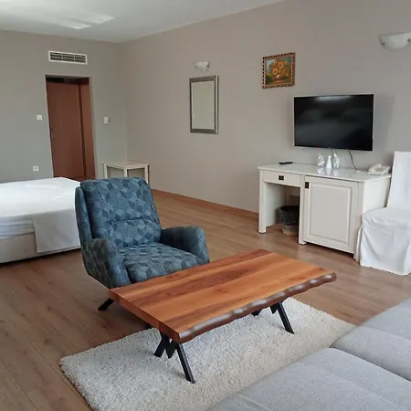 Alekta - Free Parking 3* Varna