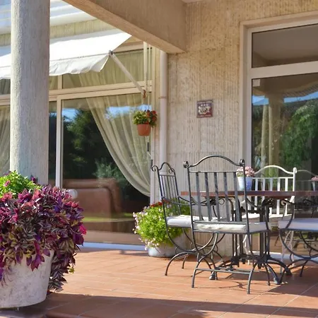 Alekta - Free Parking Хотел 3*