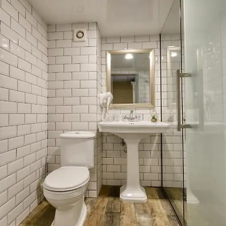 Хотел Alekta - Free Parking 3*