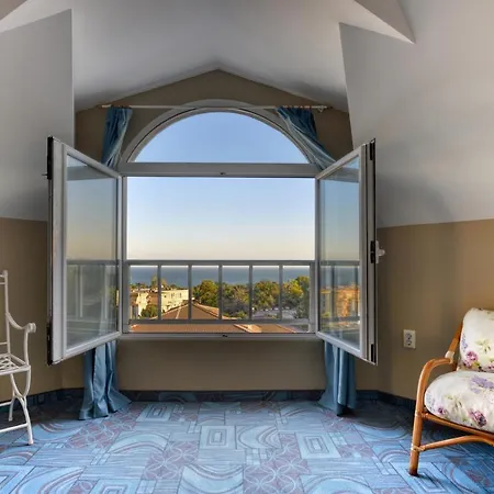 Хотел Alekta - Free Parking