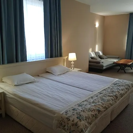 Hotel Alekta - Free Parking