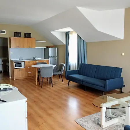 Хотел Alekta - Free Parking 3*