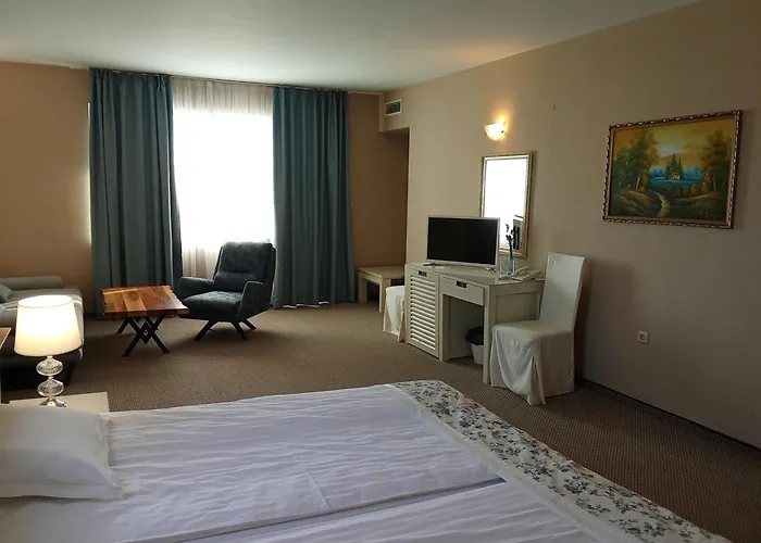 Alekta - Free Parking